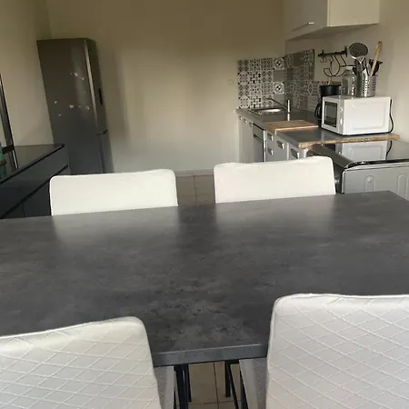 Maison En Campagne Sur Terrain De 800 M2 *