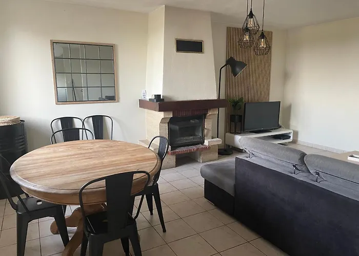 Prázdninový dům Maison En Campagne Sur Terrain De 800 M2 *