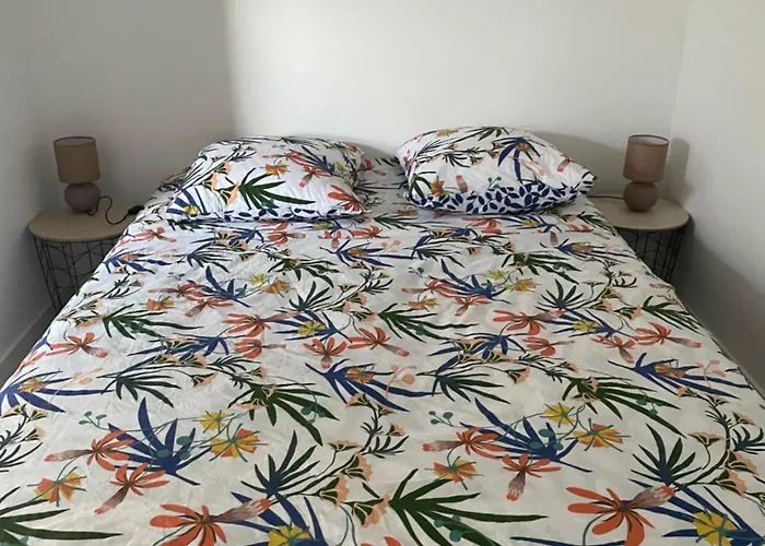 Maison En Campagne Sur Terrain De 800 M2 *